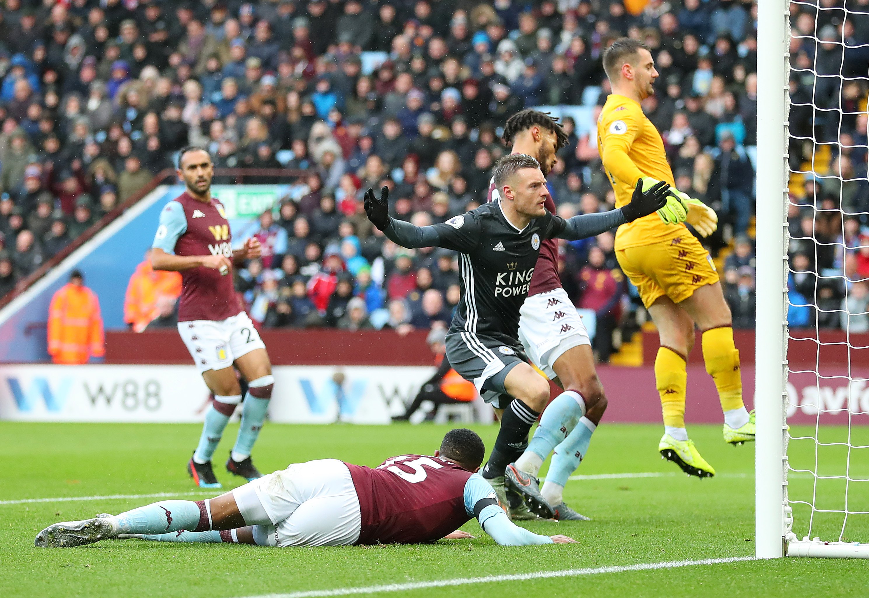 本輪比賽曼 本輪比賽曼